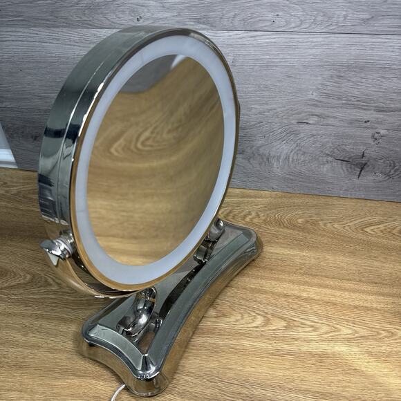 Zadro Glamour Lighted Vanity Mirror GLA75 – Dual 5x/1x Magnification Swivel - Picture 7 of 12